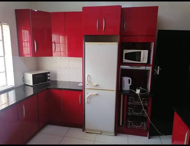 3 BEDROOM PROPERTY TO RENT IN BEZUIDENHOUT VALLEY